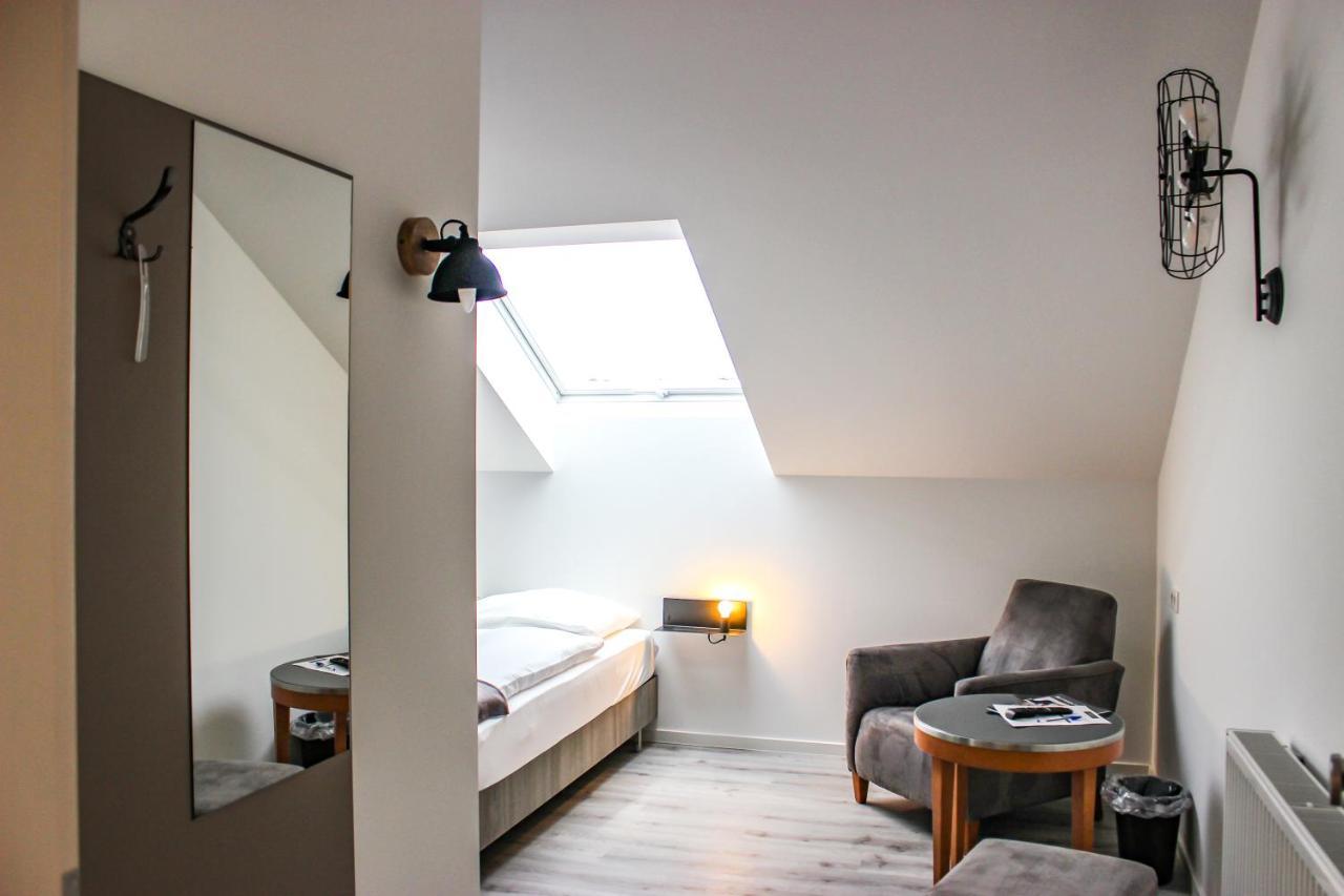 Prima Inn Unterkunft Direkt Ueber Der "Bar Am Minimax" ノイルピーン エクステリア 写真